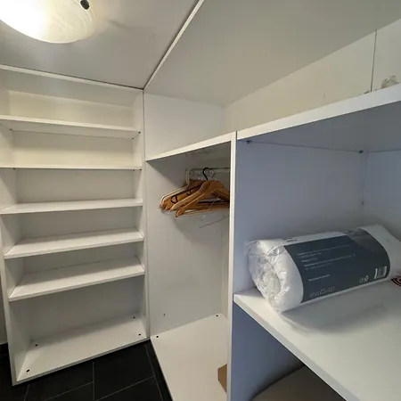 Urban Bay Apartament Warna